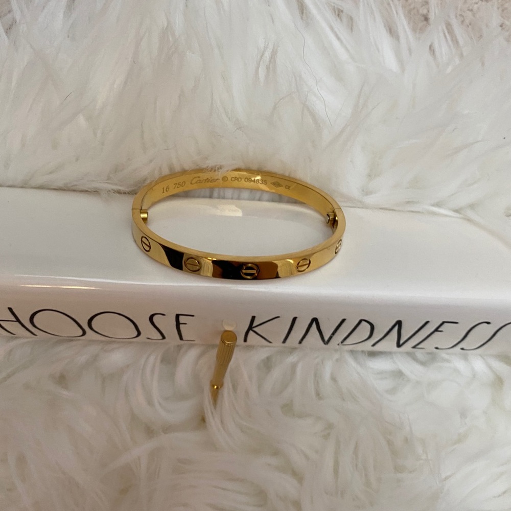 Bracelet size 16 - love